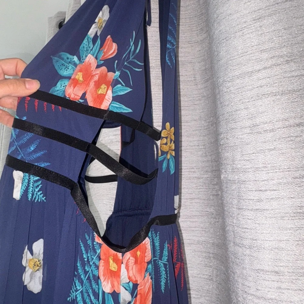 Express Floral Maxi Dress - Navy and Multicolor - Picture 3 of 9